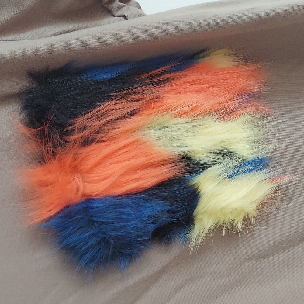 Zara Tee - Picture 2 of 4